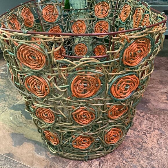 Vintage Boho Woven Basket With Side Handles And Metal Frame - Picture 6 of 17